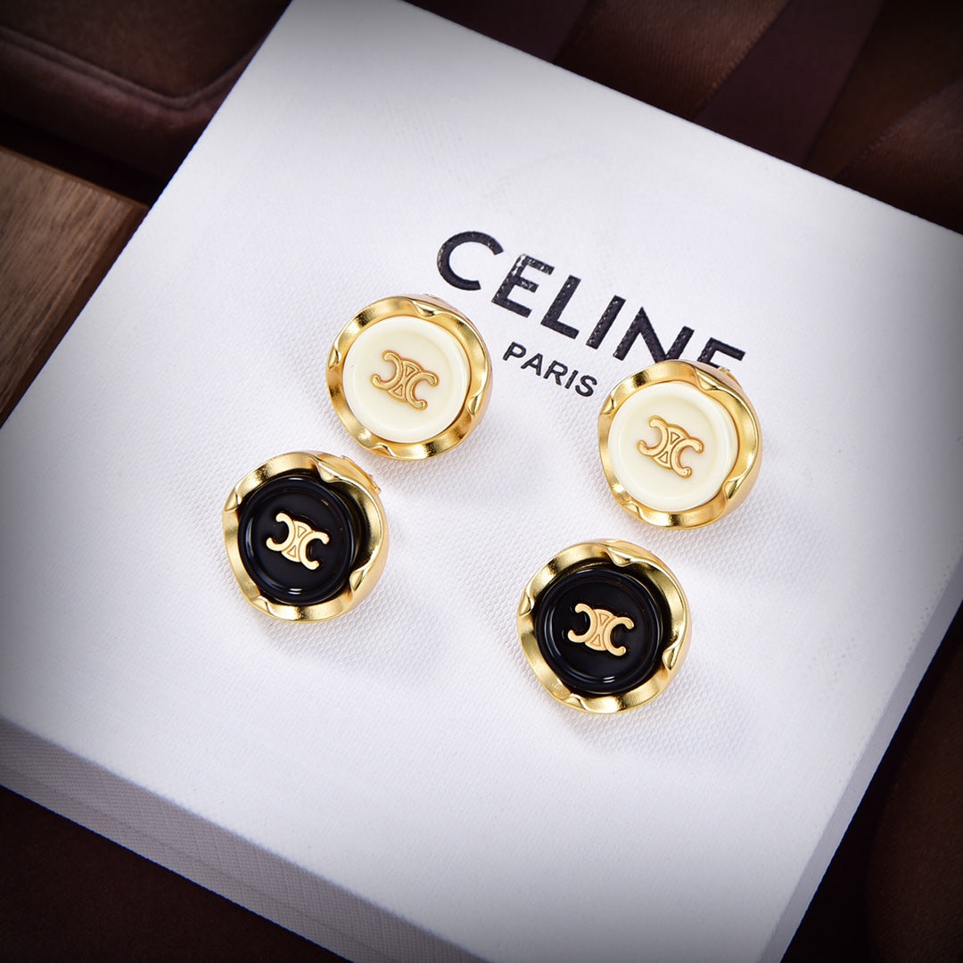 Celine Pearl 18K Gold Earrings product image 1, provided for visual reference and product detail review