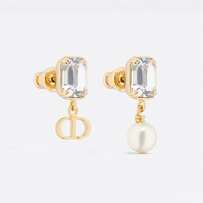 Dior Tribales Pearl Crystal 18K Gold Earrings product image 1, provided for visual reference and product detail review
