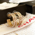 Chanel Pearls 18K Gold Earrings product image 1, provided for visual reference and product detail review