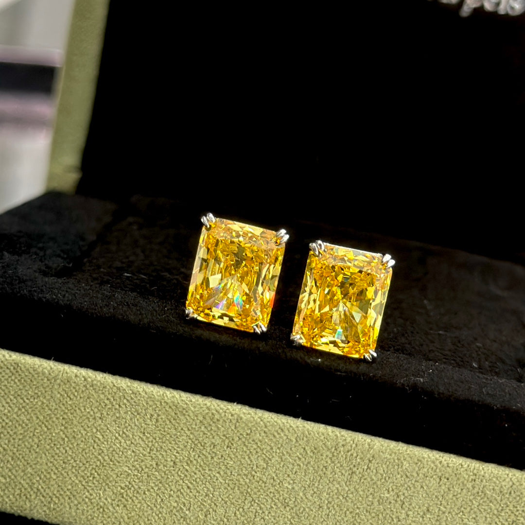 Tiffany Yellow Crystal 18K Gold Earrings product image 8, provided for visual reference and product detail review