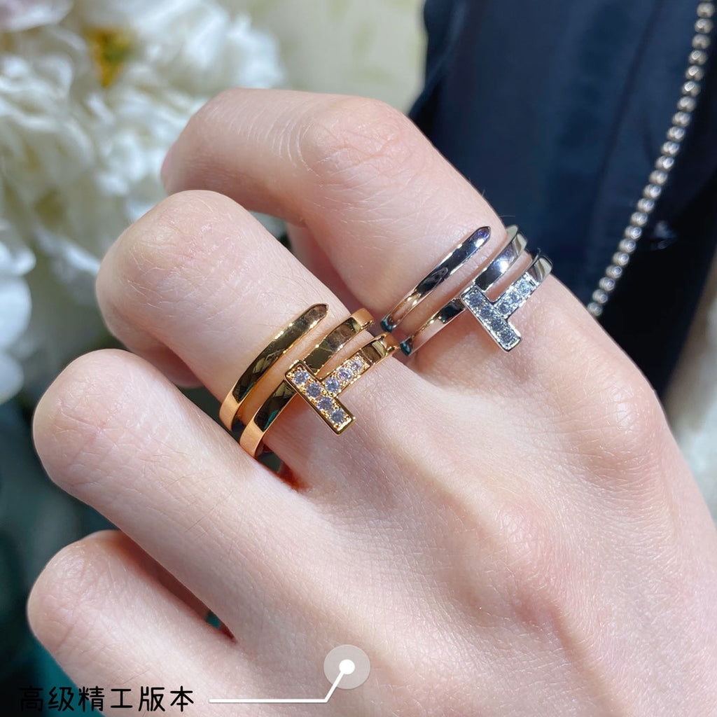 Tiffany Diamond Square 18K Gold Ring product image 4, provided for visual reference and product detail review