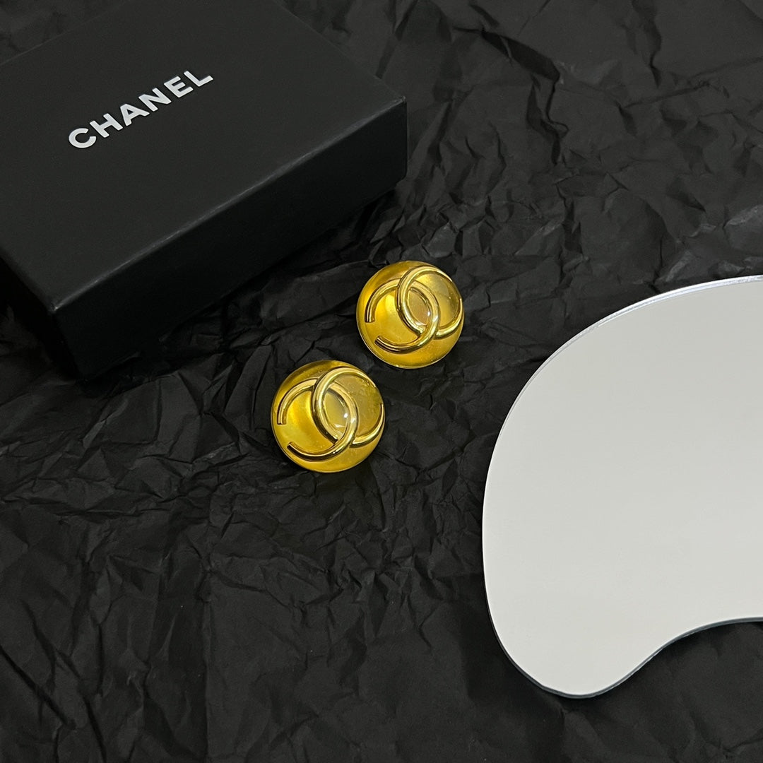 Chanel Vintage Yellow Crystal 18K Gold Earrings product image 4, provided for visual reference and product detail review