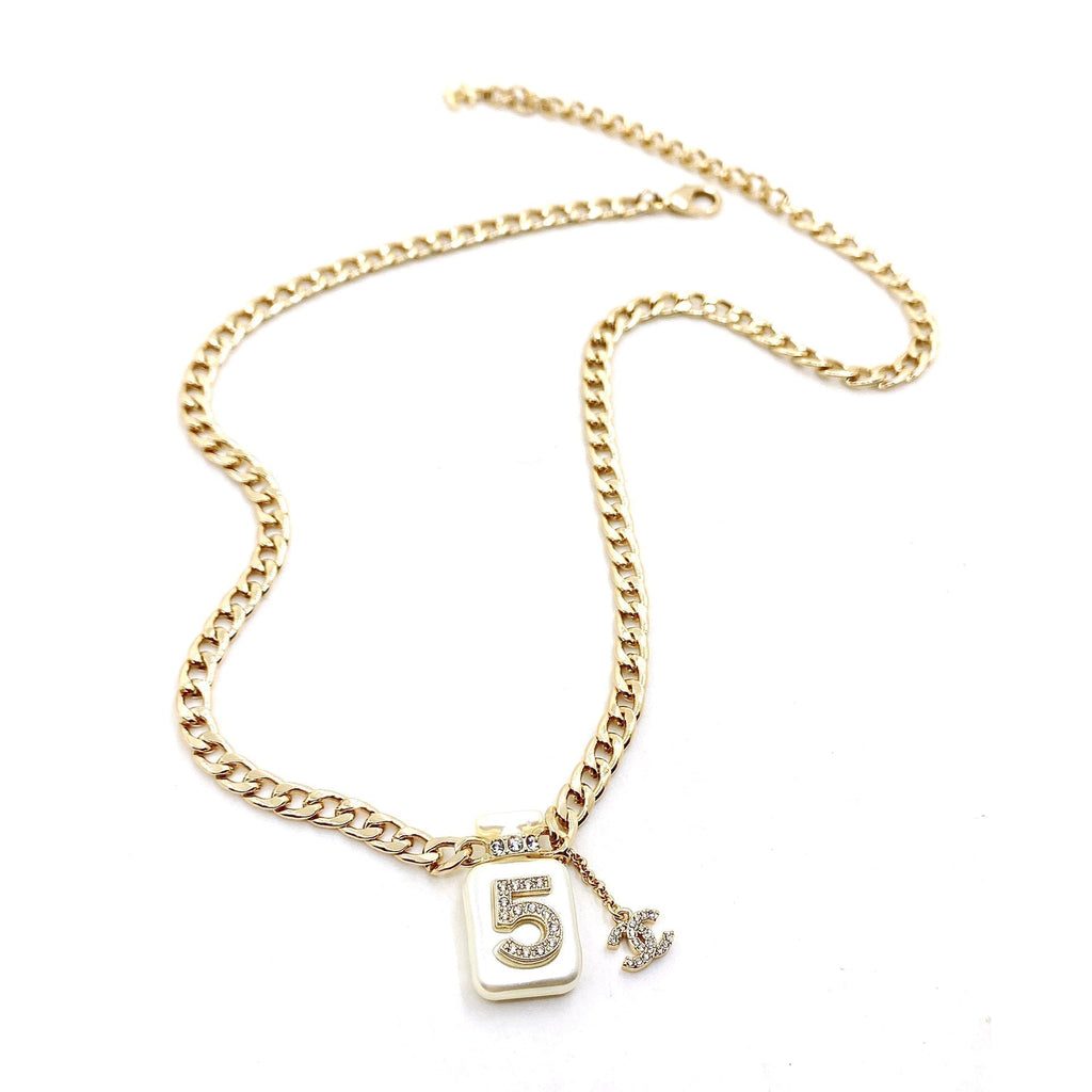 Chanel No.5 Perfume Pendant Chain 18K Gold Necklace product image 1, provided for visual reference and product detail review