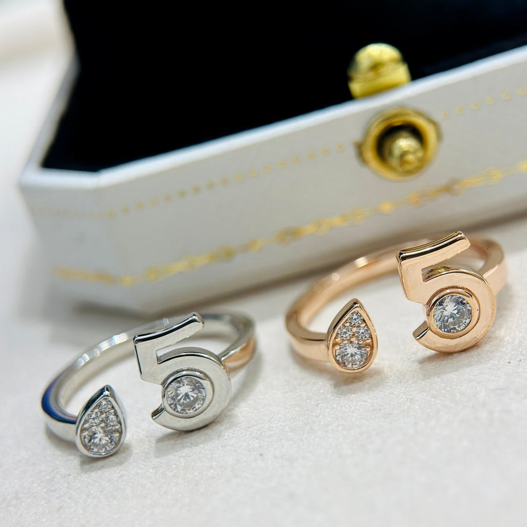 Chanel No.5 18K Gold Ring product image 2, provided for visual reference and product detail review