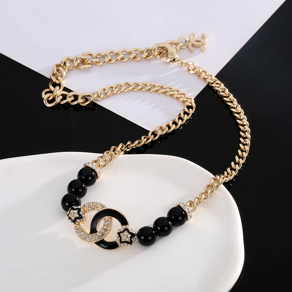 Chanel Black Pearls Diamonds 18K Gold Necklace product image 1, provided for visual reference and product detail review
