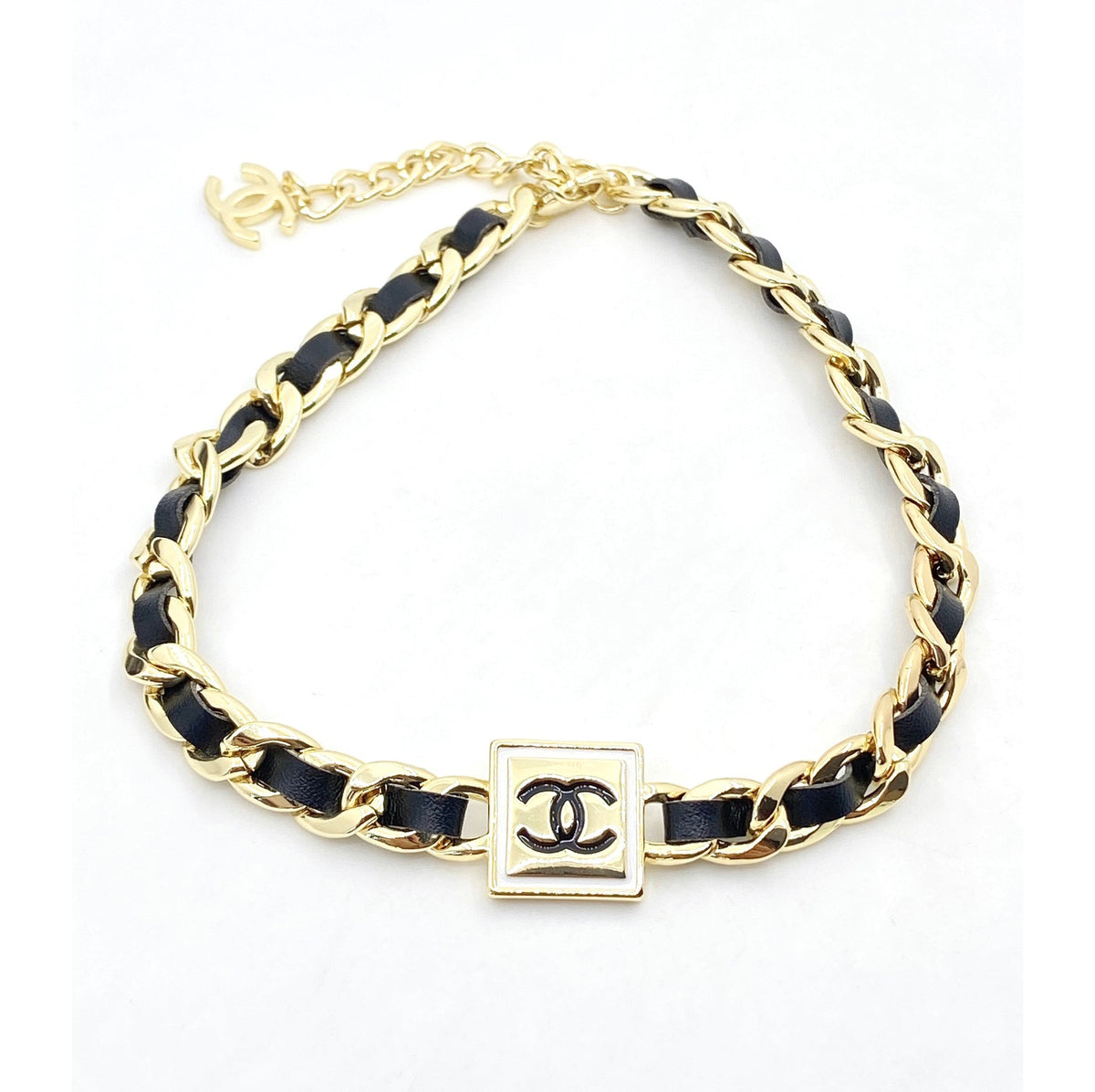 Chanel Leather 18K Gold Necklace product image 1, provided for visual reference and product detail review