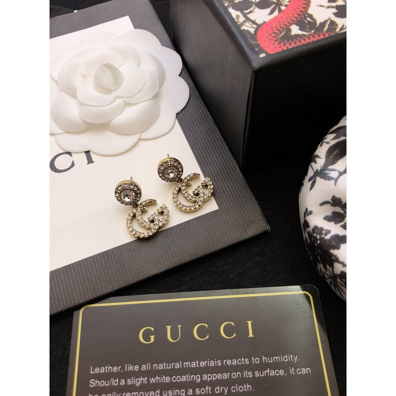 Gucci Double GucciCrystal Pendant 18K Gold Earrings product image 2, provided for visual reference and product detail review