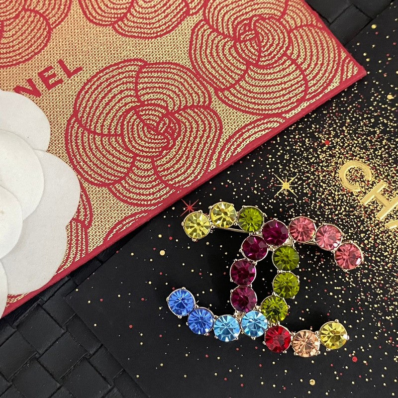 Chanel Color Crystal 18K Gold Brooch product image 3, provided for visual reference and product detail review