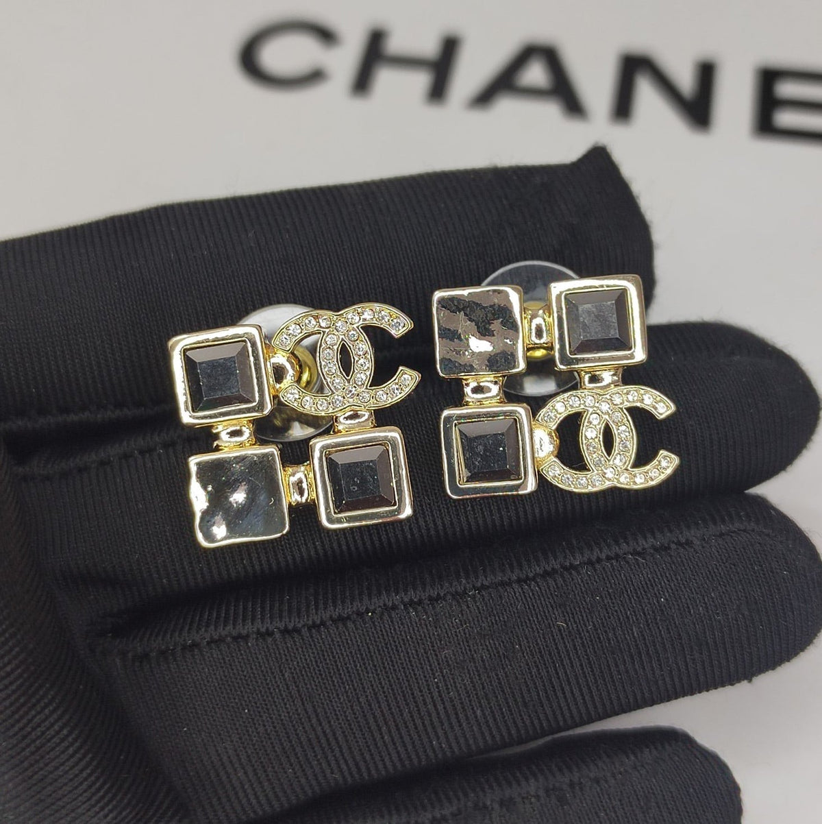 Chanel Black Crystals 18K Gold Earrings product image 1, provided for visual reference and product detail review