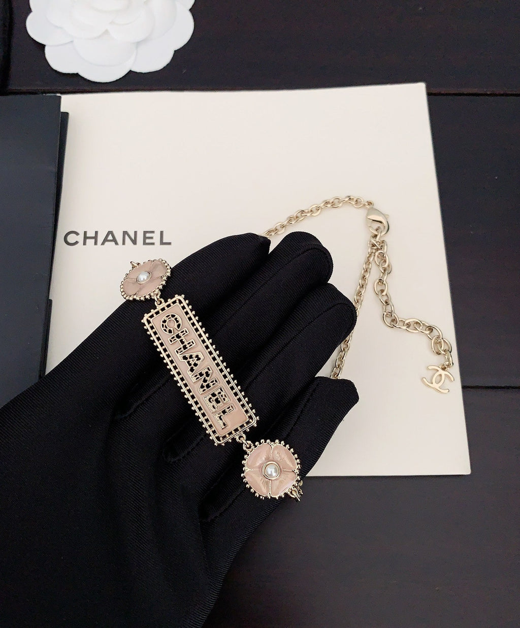 Chanel Resin Diamonds 18K Gold Necklace product image 2, provided for visual reference and product detail review