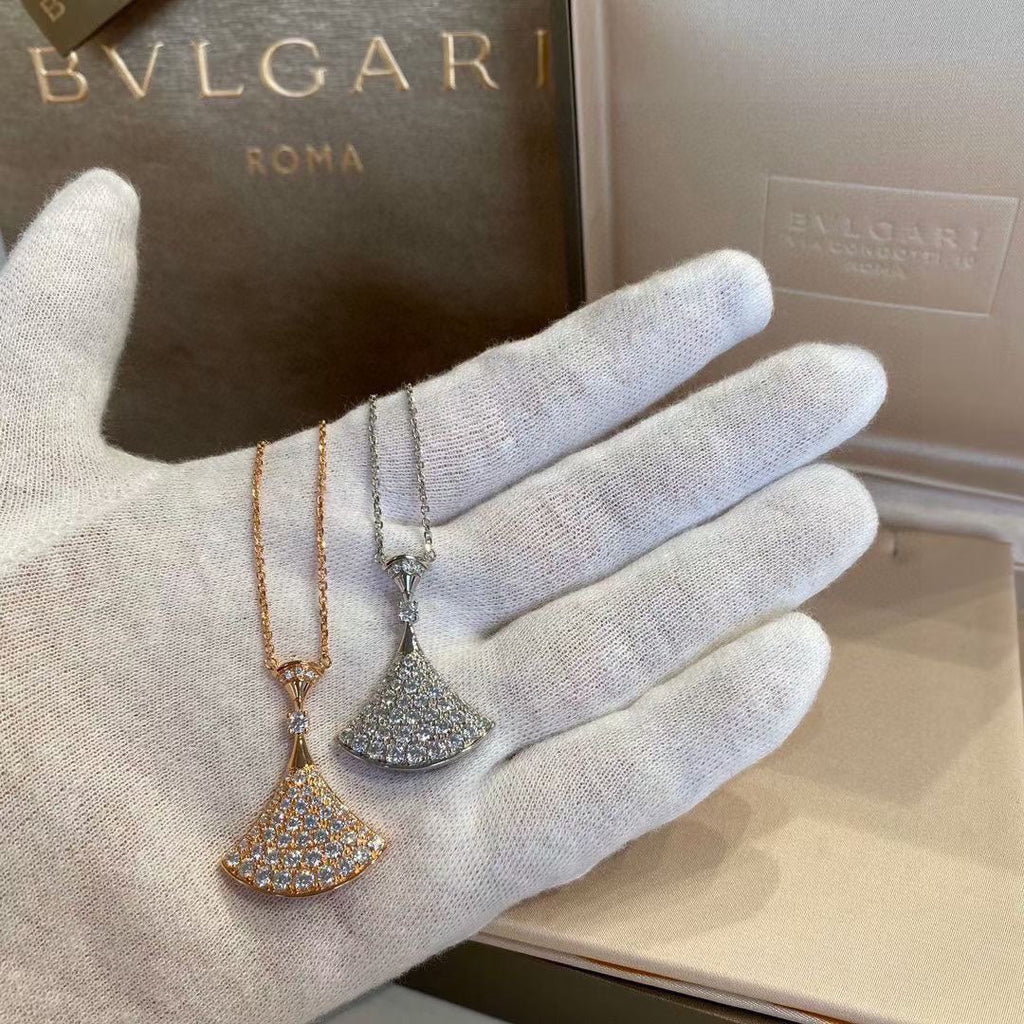 Bvlgari BVLGARI Dream Pave Diamond 18K Gold Necklace product image 2, provided for visual reference and product detail review