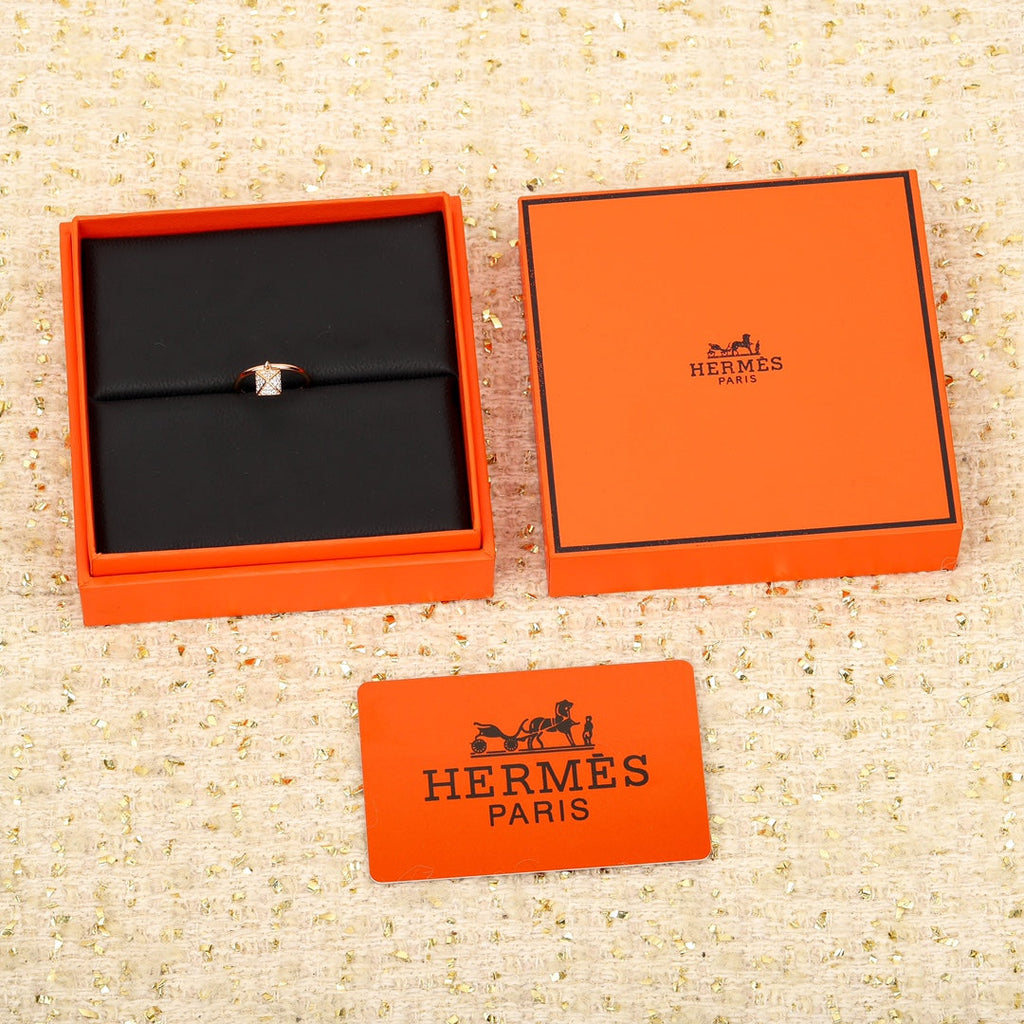 Hermes Chaine D'ancre Verso 18K Gold Ring product image 2, provided for visual reference and product detail review