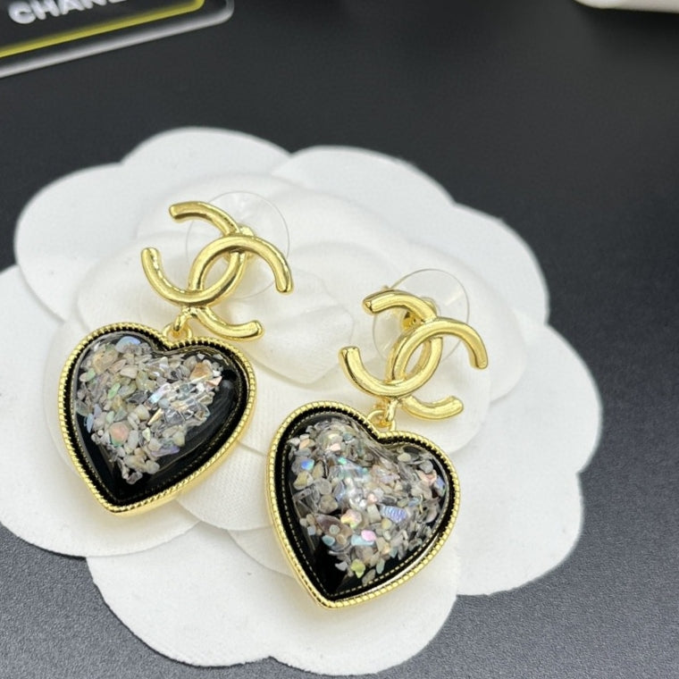 Chanel Multi-Color Crystals Heart 18K Gold Earrings product image 2, provided for visual reference and product detail review