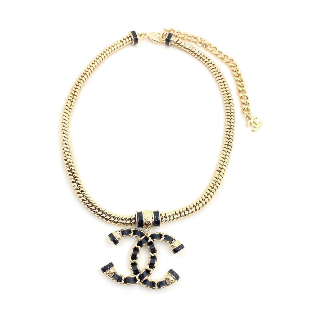 Chanel Leather Chain 18K Gold Necklace product image 1, provided for visual reference and product detail review