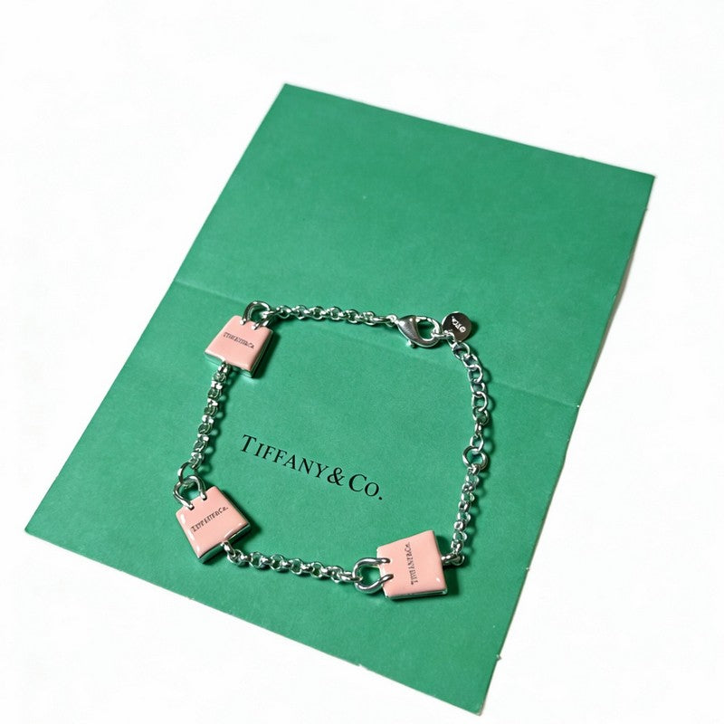 Tiffany Return to Pink Bag 18K Gold Bracelet product image 1, provided for visual reference and product detail review