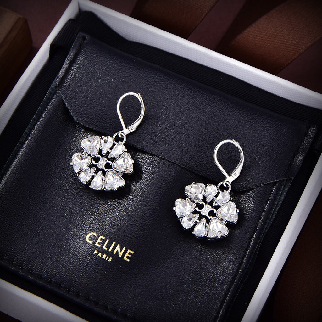 Celine Daisy 18K Gold Earrings product image 2, provided for visual reference and product detail review
