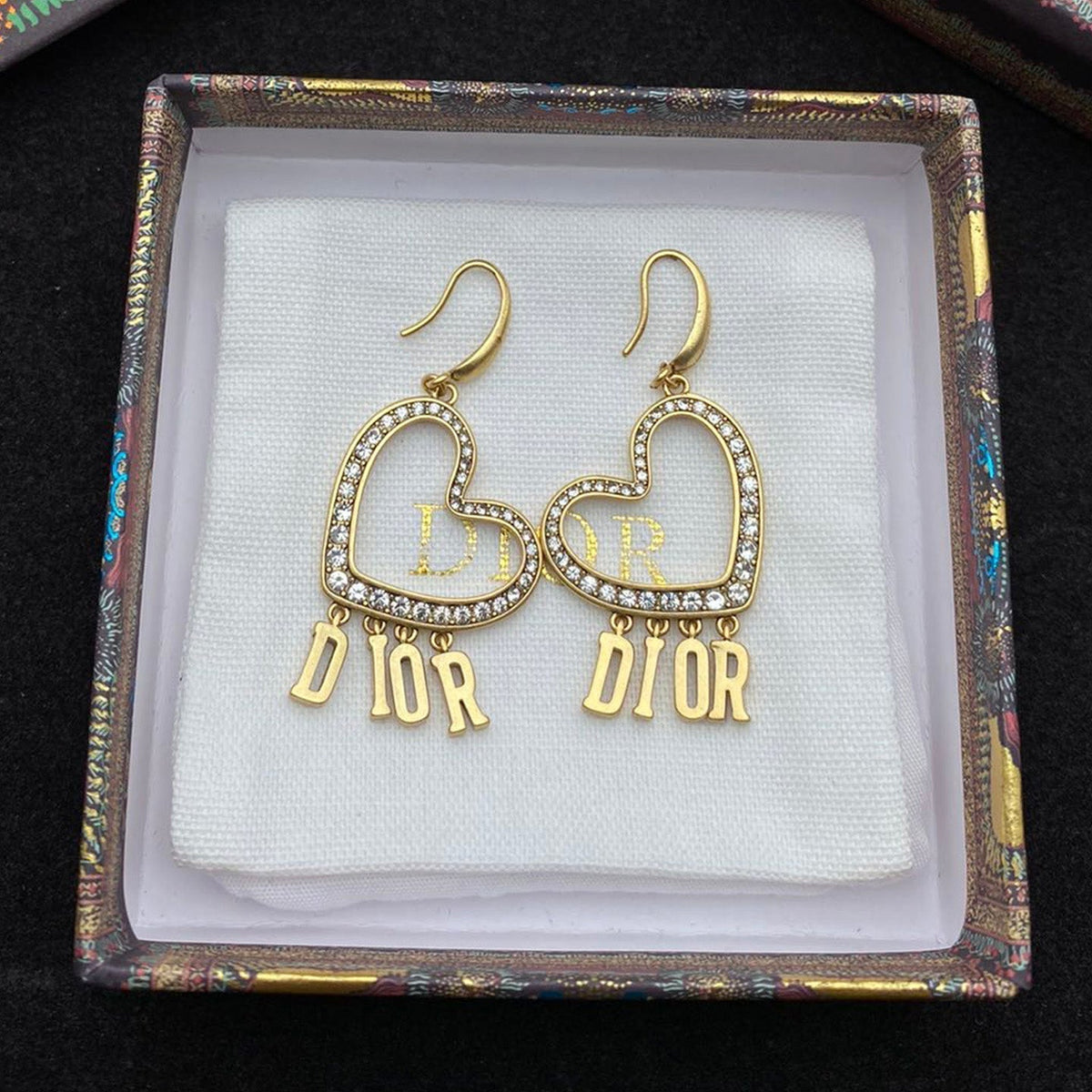 Dior Heart Crystal 18K Gold Earrings product image 1, provided for visual reference and product detail review