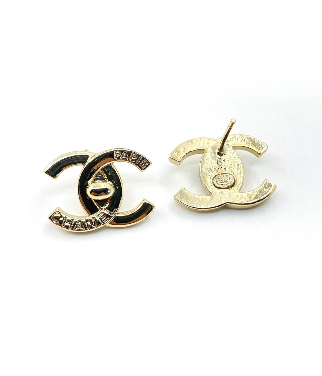 Chanel Gold 18K Gold Earrings product image 2, provided for visual reference and product detail review