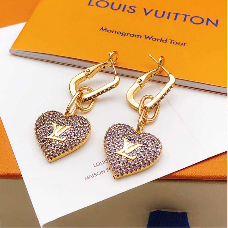 Louis Vuitton Heart Diamond 18K Gold Earrings product image 1, provided for visual reference and product detail review