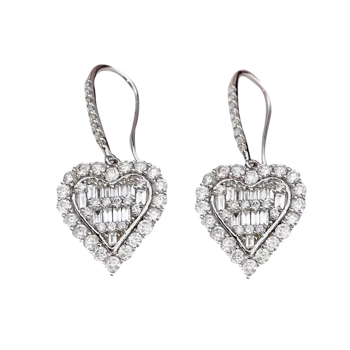 Tiffany Heart Diamonds 18K Gold Earrings product image 1, provided for visual reference and product detail review