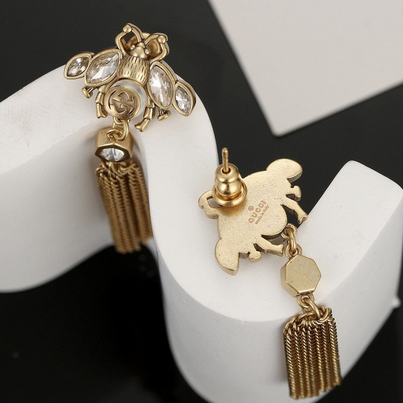 Gucci Double Bee Tassel Crystal 18K Gold Earrings product image 3, provided for visual reference and product detail review