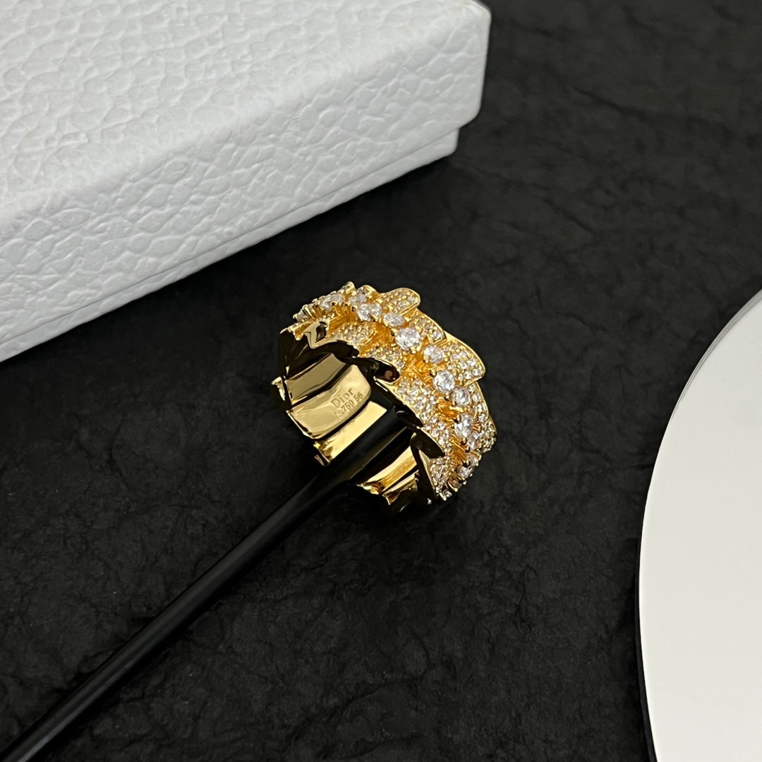 Dior Couture Diamond 18K Gold Ring product image 9, provided for visual reference and product detail review