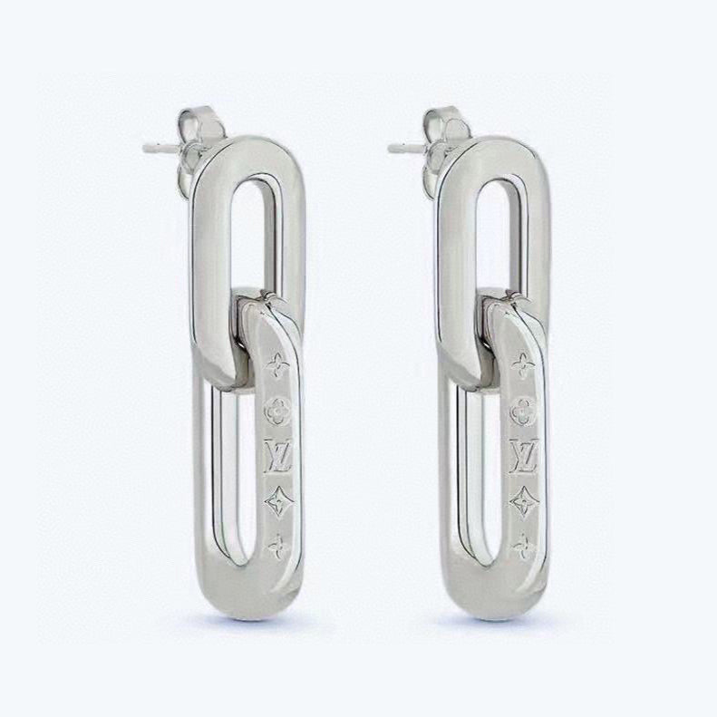 Louis Vuitton Edge 18K Gold Earrings product image 1, provided for visual reference and product detail review