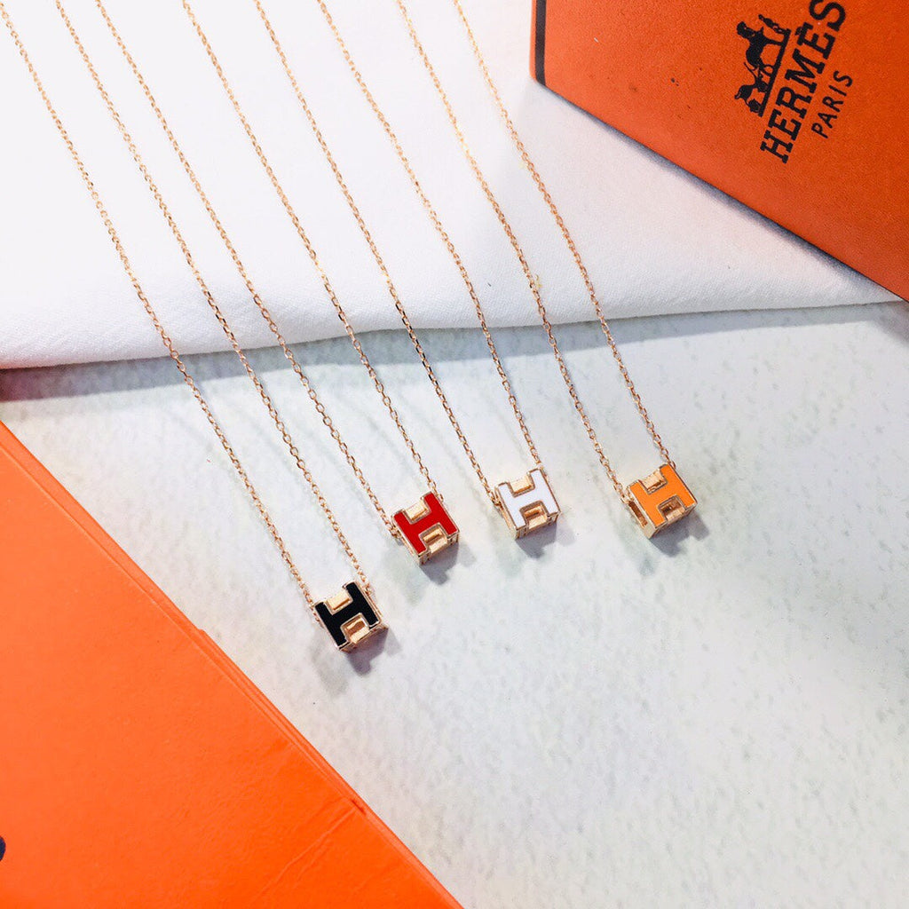 Hermes Cage D'H White 18K Gold Necklace product image 9, provided for visual reference and product detail review