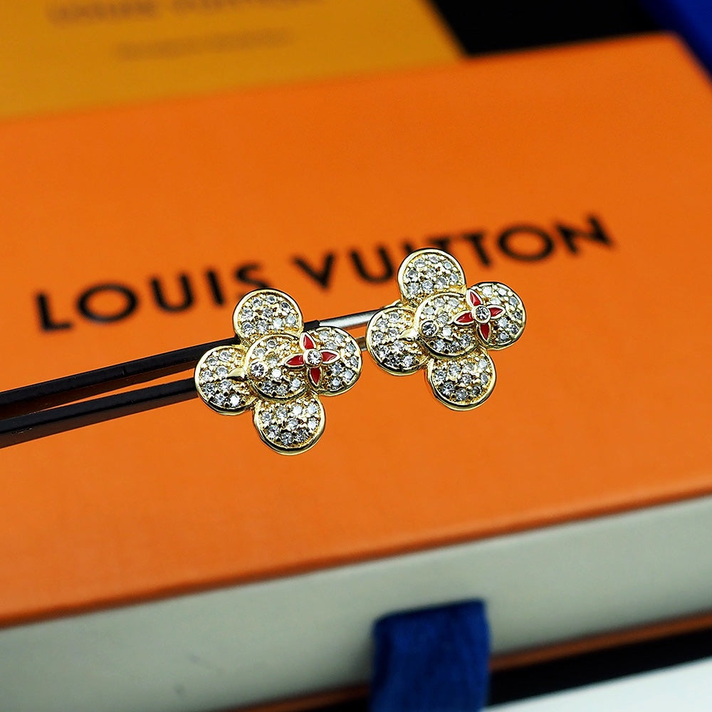 Louis Vuitton Vivienne Diamond 18K Gold Earrings product image 10, provided for visual reference and product detail review