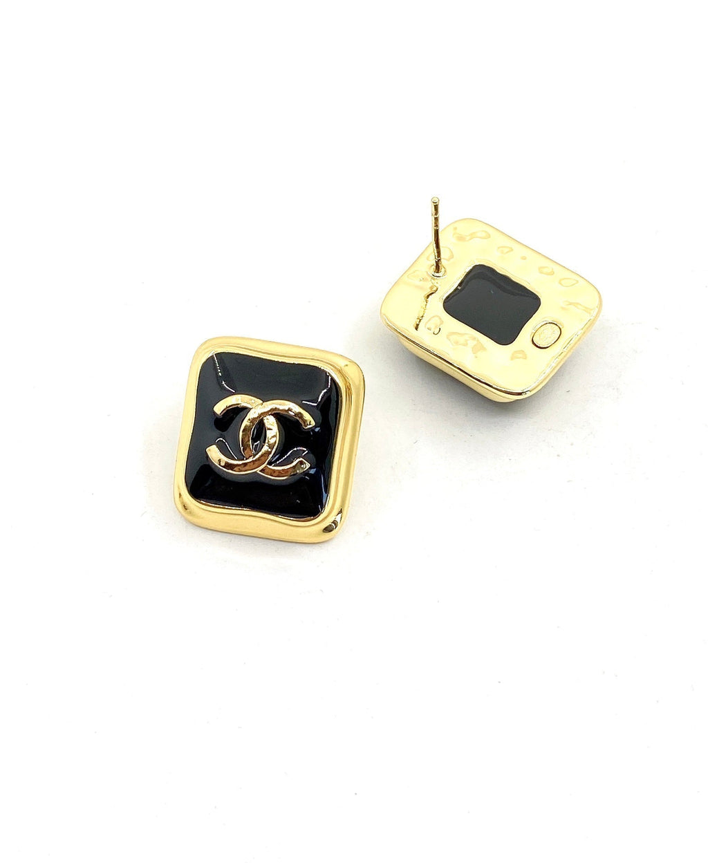 Chanel Square 18K Gold Earrings product image 3, provided for visual reference and product detail review