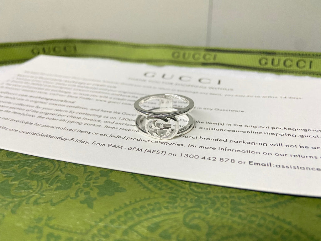Double Gucci Interlocking Gucci Wide Open Ring product image 7, provided for visual reference and product detail review