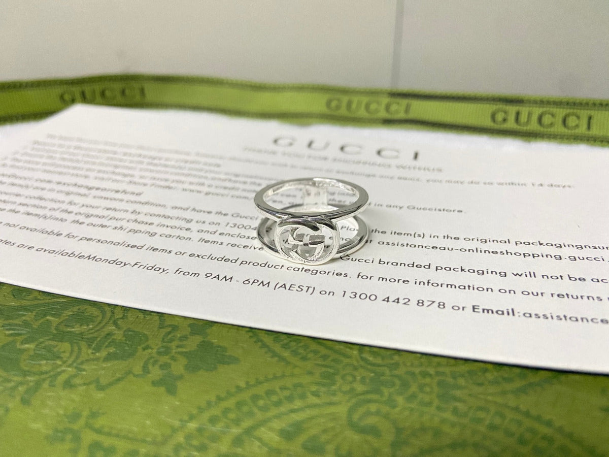 Double Gucci Interlocking Gucci Wide Open Ring product image 7, provided for visual reference and product detail review