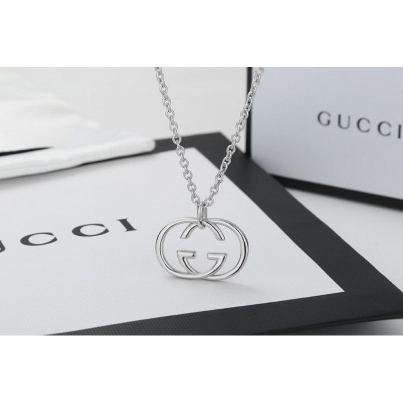Gucci Double Classic 18K Gold Necklace product image 2, provided for visual reference and product detail review