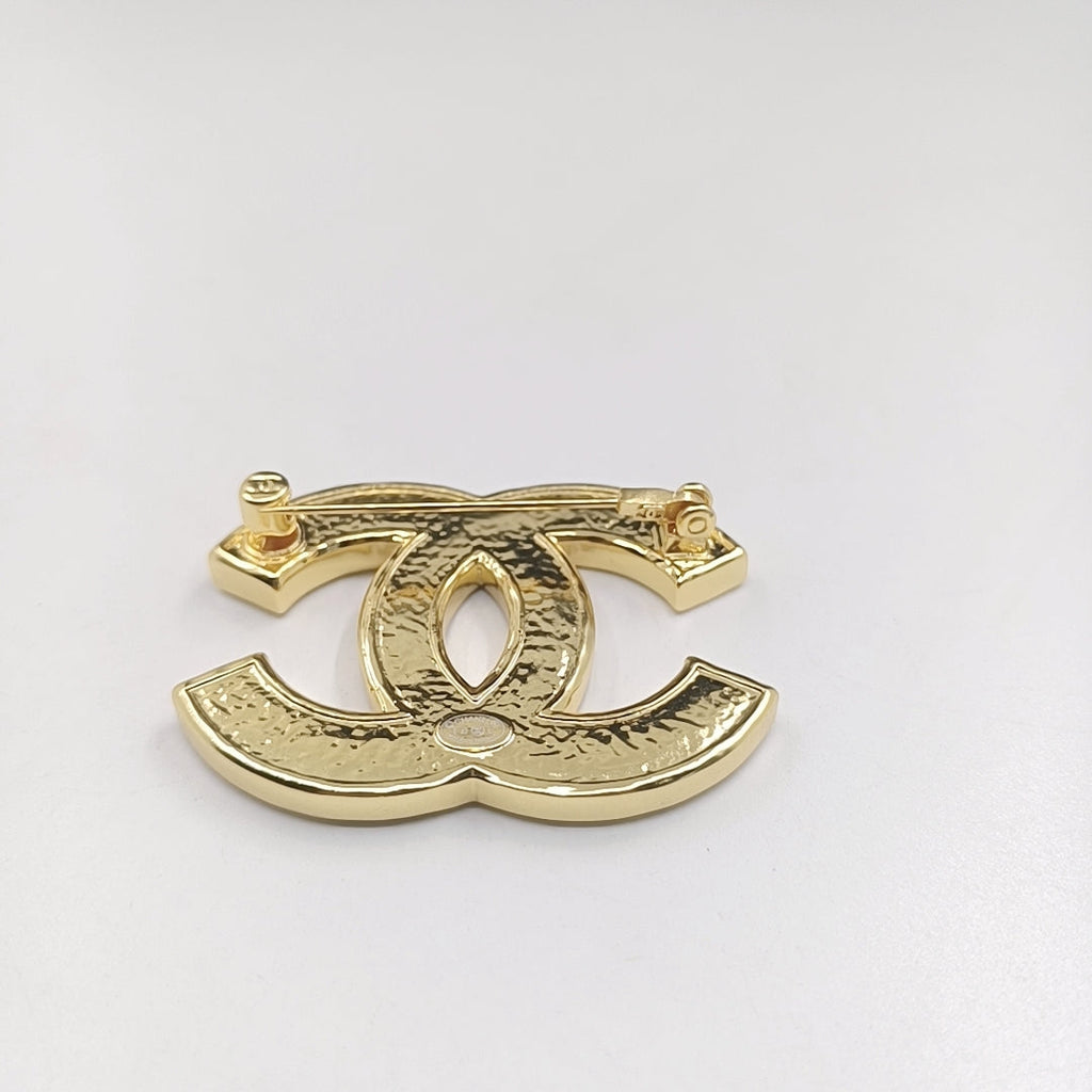 Chanel Black 18K Gold Brooch product image 3, provided for visual reference and product detail review