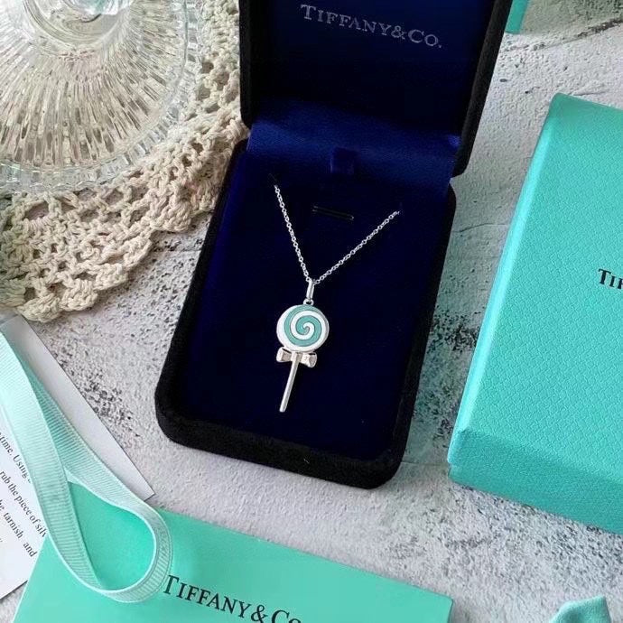 Tiffany Lollipop Charm Chain 18K Gold Necklace product image 4, provided for visual reference and product detail review