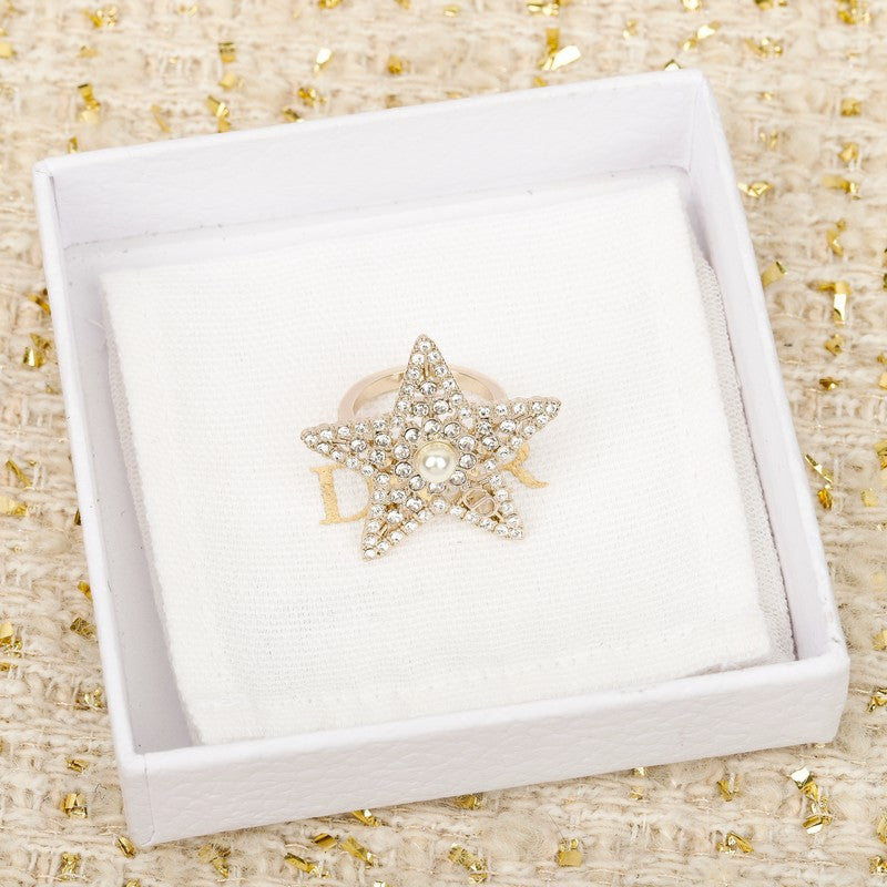 Dior Star Diamond 18K Gold Brooch product image 3, provided for visual reference and product detail review