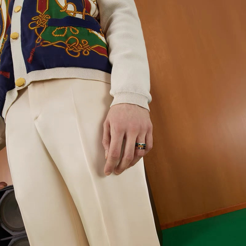 Gucci Double Link To Love Enamel And Diamond 18K Gold Ring product image 2, provided for visual reference and product detail
