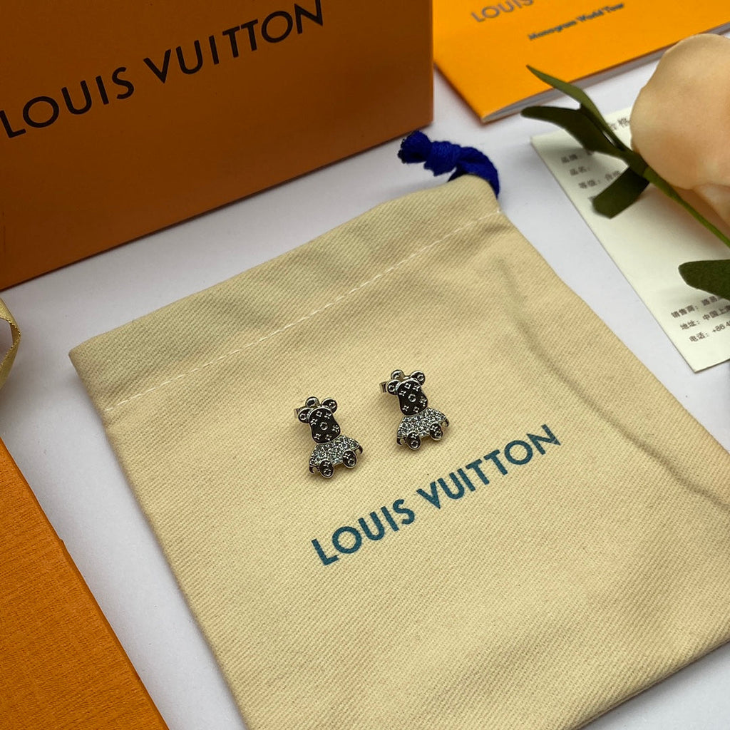 Louis Vuitton Bear 18K Gold Earrings product image 4, provided for visual reference and product detail review