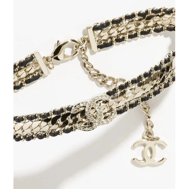 Chanel Strass 18K Gold Necklace product image 4, provided for visual reference and product detail review