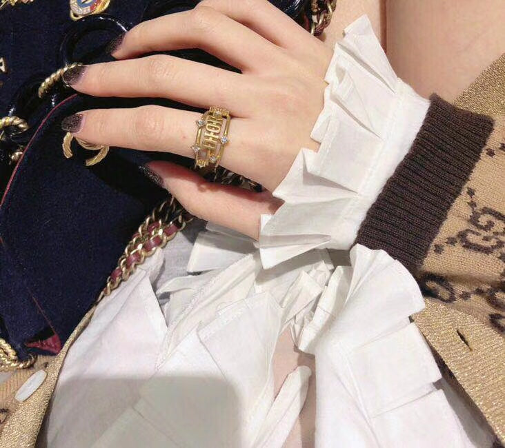 Dior Vintage 18K Gold Ring product image 4, provided for visual reference and product detail review