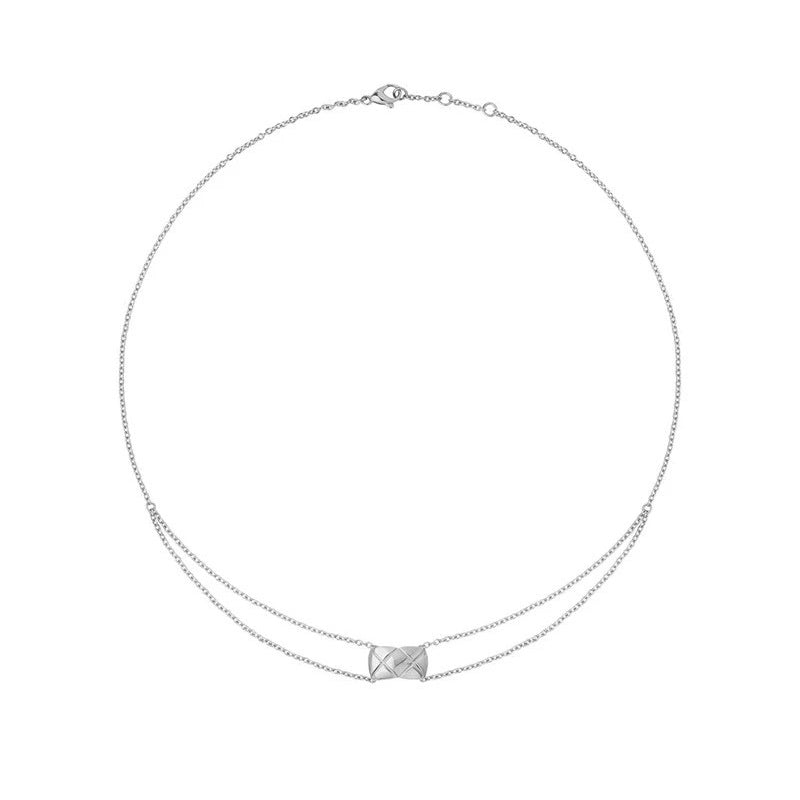 Chanel Coco Crush 18K Gold Necklace product image 2, provided for visual reference and product detail review