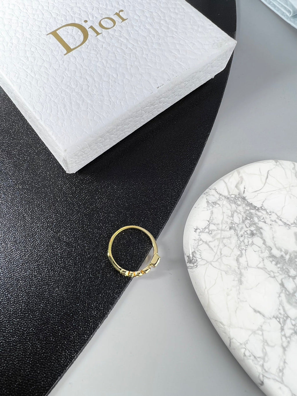 Dior Revolution 18K Gold Ring product image 3, provided for visual reference and product detail review