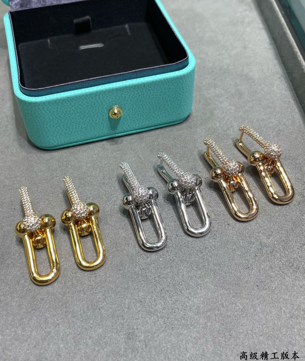 Tiffany HardWear Large Link Diamonds 18K Gold Earrings product image 7, provided for visual reference and product detail