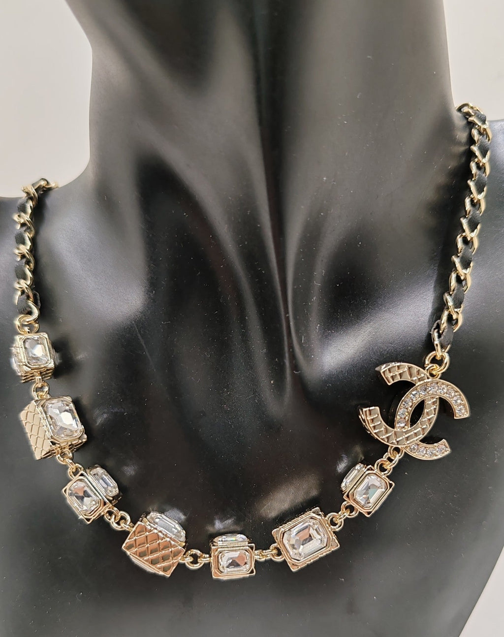 Chanel Square Crystal Choker 18K Gold Necklace product image 2, provided for visual reference and product detail review