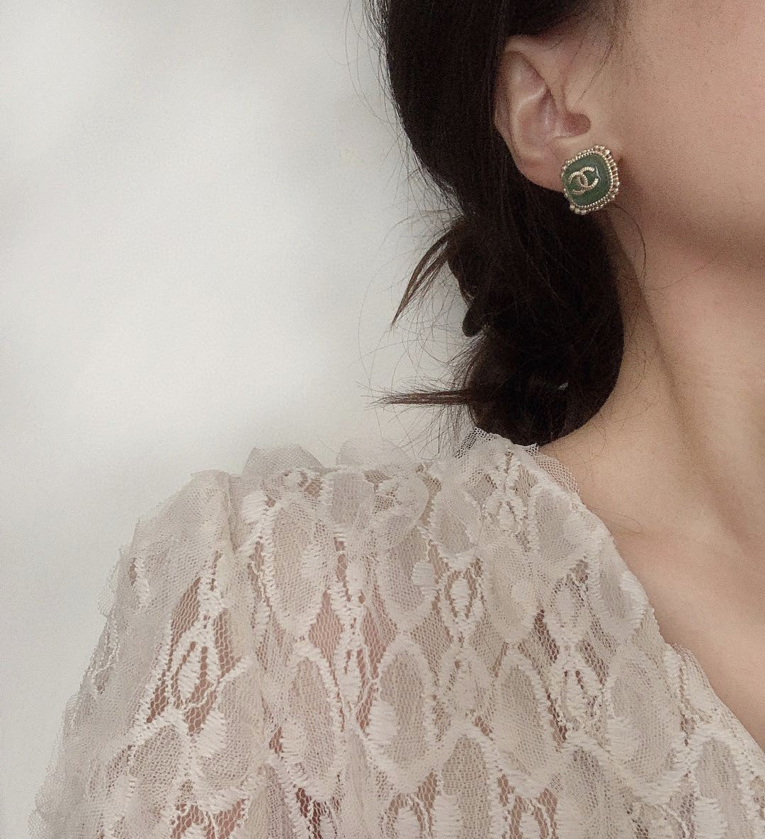Chanel Green Square 18K Gold Earrings product image 2, provided for visual reference and product detail review