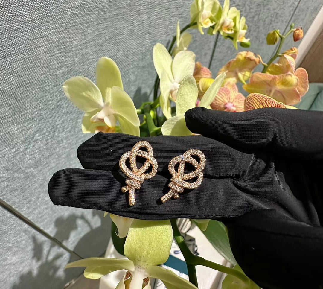 Tiffany Keys Woven Diamond 18K Gold Earrings product image 5, provided for visual reference and product detail review