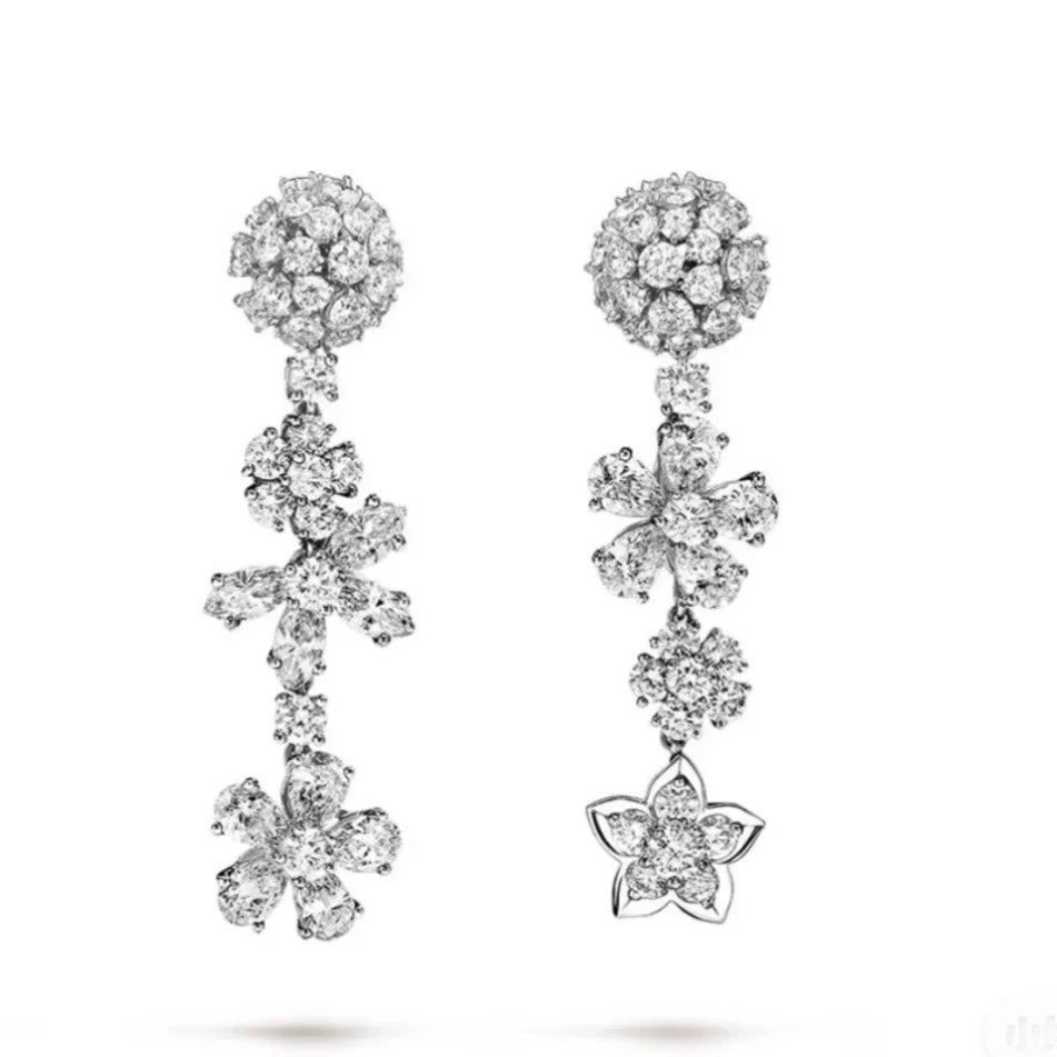 Folie Des Pr ̈¦s 18K Gold Earrings product image 1, provided for visual reference and product detail review