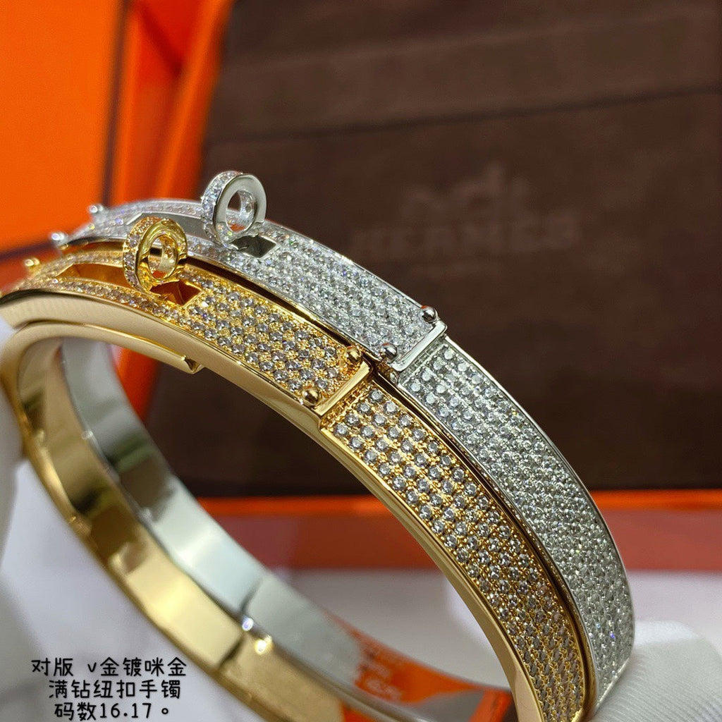 Hermes Kelly Diamonds 18K Yellow Gold Bracelet product image 9, provided for visual reference and product detail review