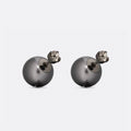 Dior Tribales Black 18K Gold Earrings product image 1, provided for visual reference and product detail review