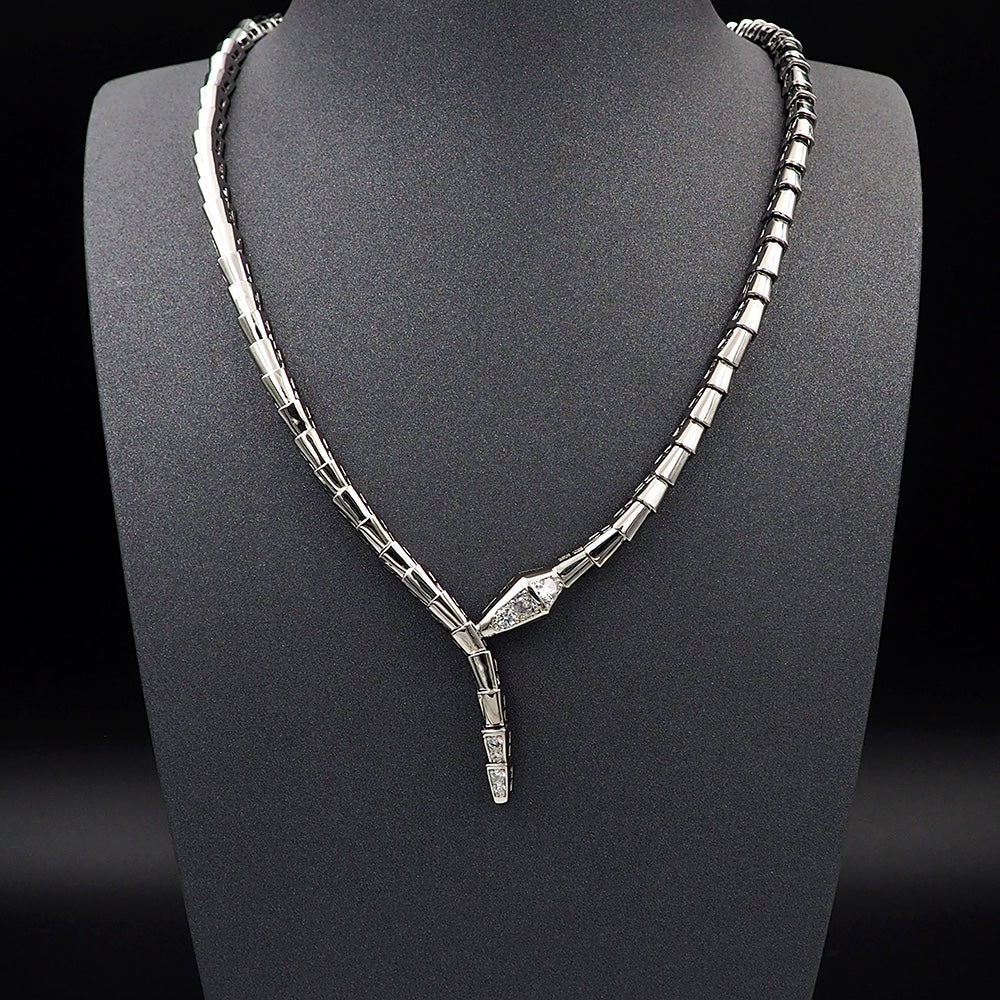 Bvlgari Serpenti Viper Demi-Pave Diamonds 18K Gold Necklace product image 4, provided for visual reference and product
